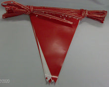 Load image into Gallery viewer, Red and White pennant strings
