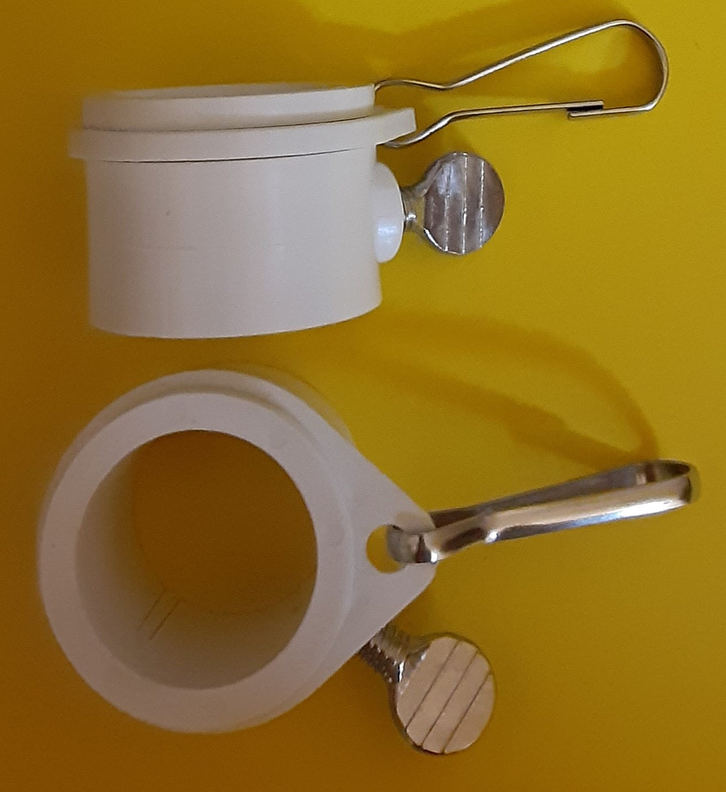 White Anti-Wrap Mounting Rings with clip for Flagpole