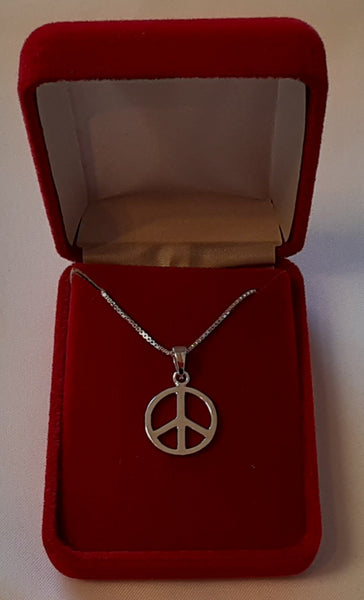 Express yourself peacefully with this sterling silver simple peace sign necklace
